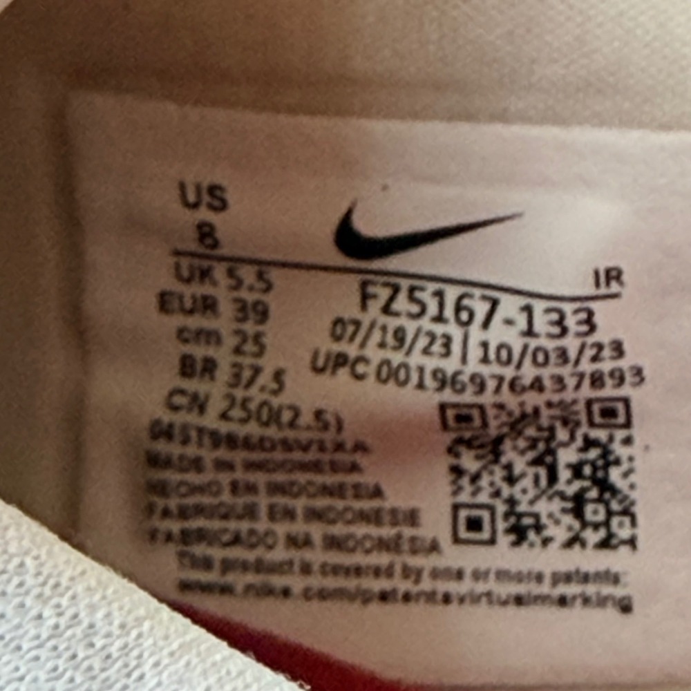 Nike Cortez Valentines Day 2024 Sail Red Heart FZ5167-133 Womens Size 8 - Picture 8 of 8